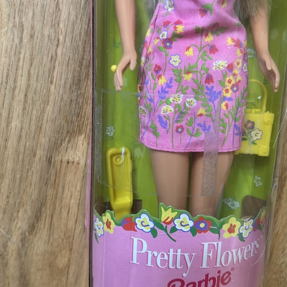 Barbie Dolls - Picture 11 of 11